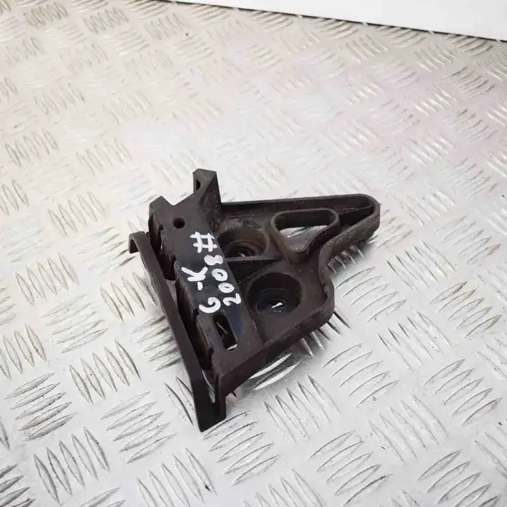 BMW 3 E90 E91 (2005 - 2012) 7127717 Кронштейн угловой части бампера — фото 2