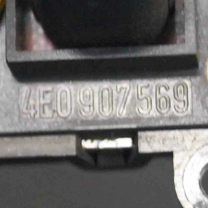 BMW X5 E53 (1999 - 2006) 4E0907569 Кнопка фаркопа в багажнике — фото 4