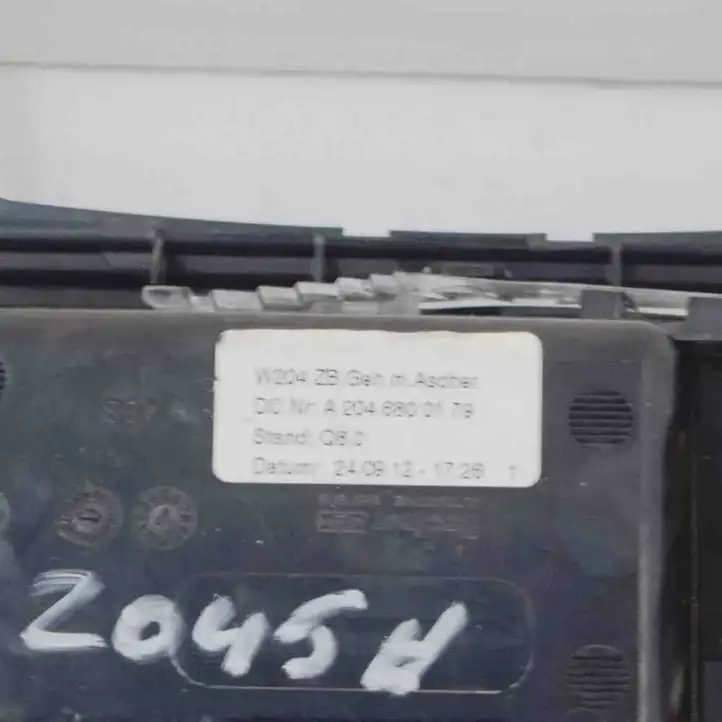 Mercedes-Benz C W204 (2007 - 2014) A2046800179 Передняя пепельница — фото 3