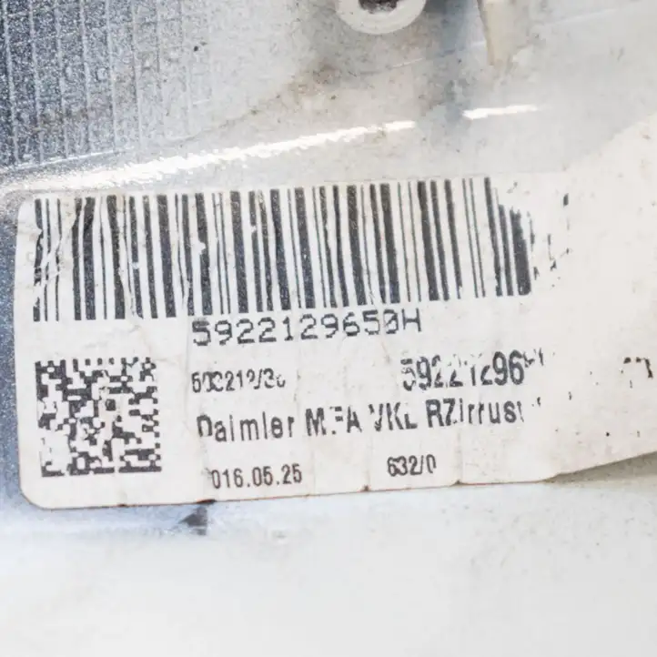 Mercedes-Benz A W176 (2012 - 2018) 5922129650H Пластиковая отделка зеркала — фото 4