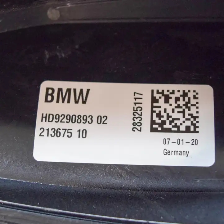 BMW i3 (2013 - ) 9290893 GPS антенна — фото 4