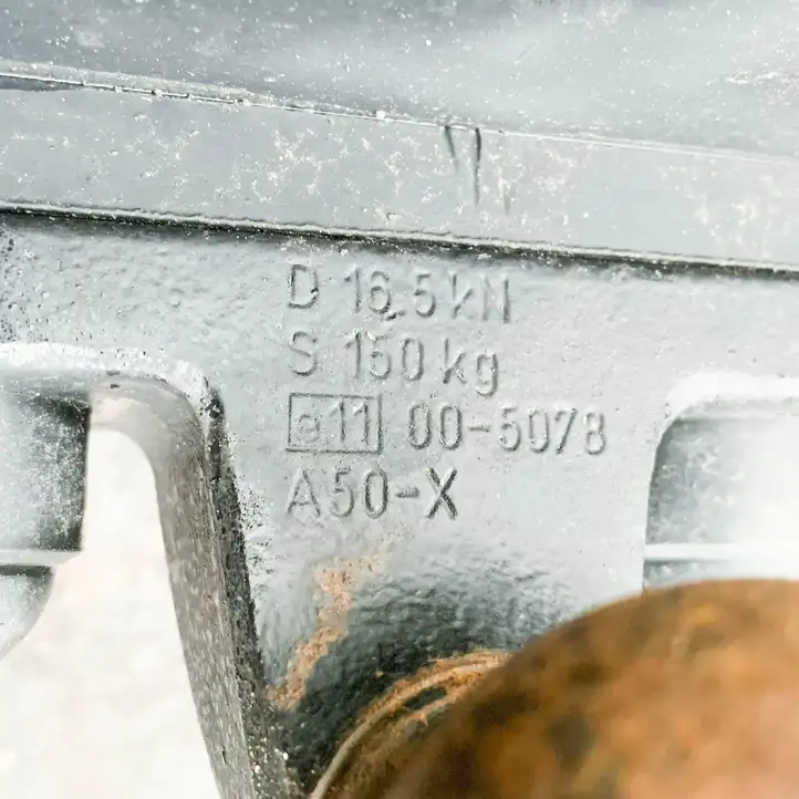 Toyota Hilux (AN10, AN20, AN30) (2011 - 2015) PZ408N956100 Комплект буксировочного крюка — фото 9