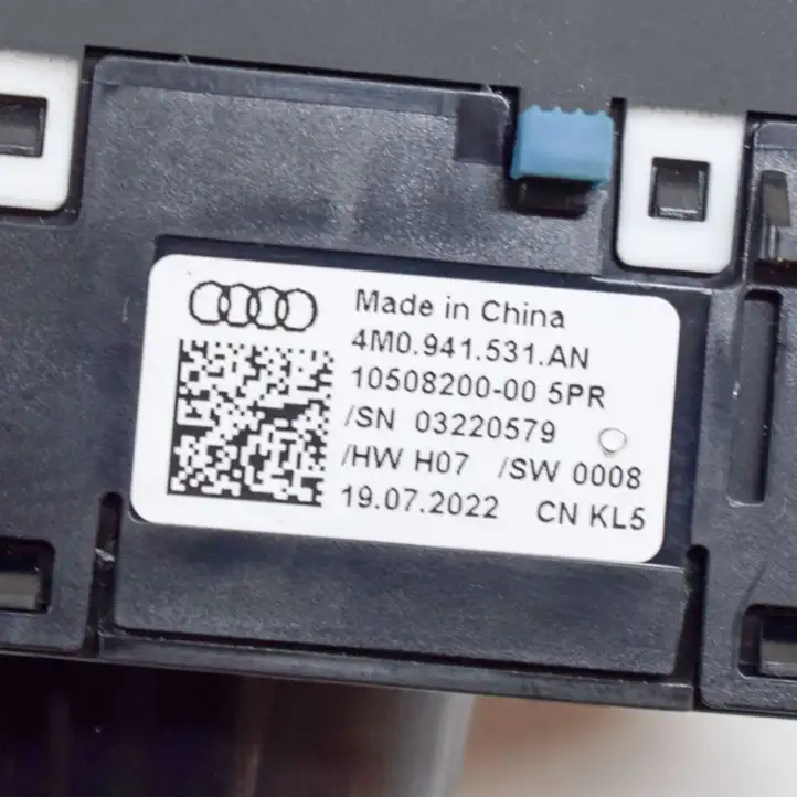 Audi A4 S4 B9 8W (2019 - ) 4M0941531AN Включатель фонарей — фото 5