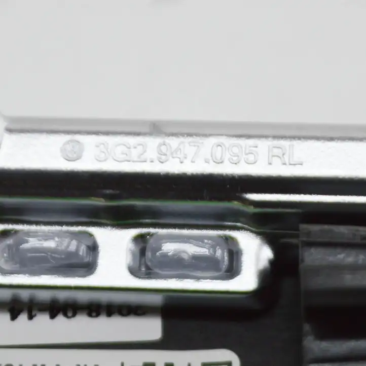 Volkswagen Arteon (2017 - ) 3G2853262Q Декоративная планка — фото 6