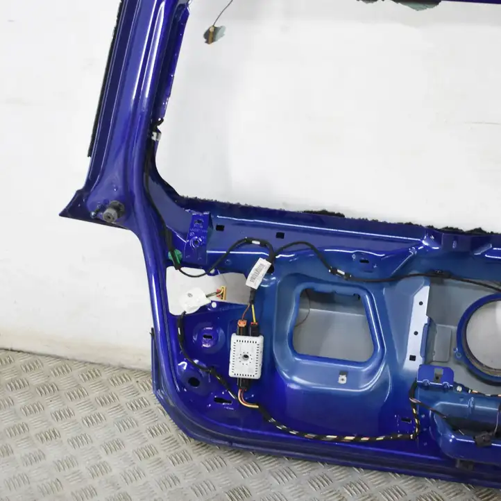 Volkswagen Golf VII (2013 - 2019) 5G6827025K Крышка багажника — фото 5