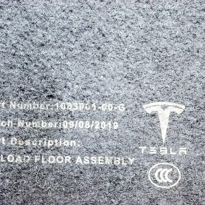 Tesla Model 3 (2017 - 2023) 108300100G Пол багажника — фото 5