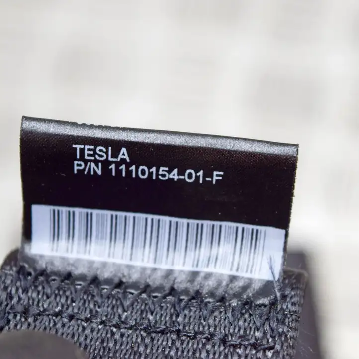Tesla Model 3 (2017 - 2023) 111015401F Задний ремень безопасности — фото 6