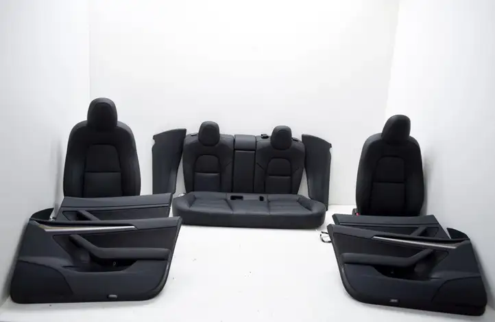 Tesla Model 3 (2017 - 2023) 1455036C3D Комплект салона — фото 1