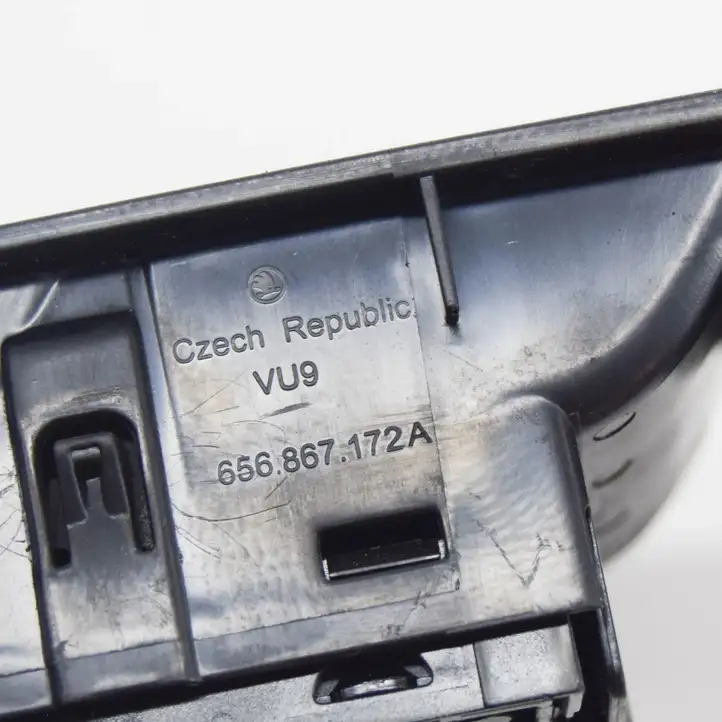 Skoda Kamiq (2019 - ) 5G0959857D Кнопка стеклоподъемников — фото 2