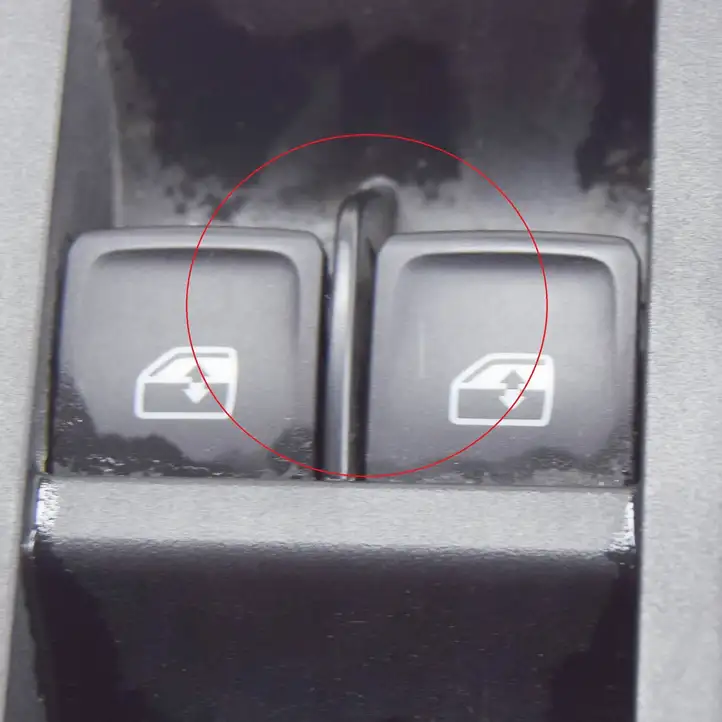 Skoda Kamiq (2019 - ) 5G0959857D Кнопка стеклоподъемников — фото 3