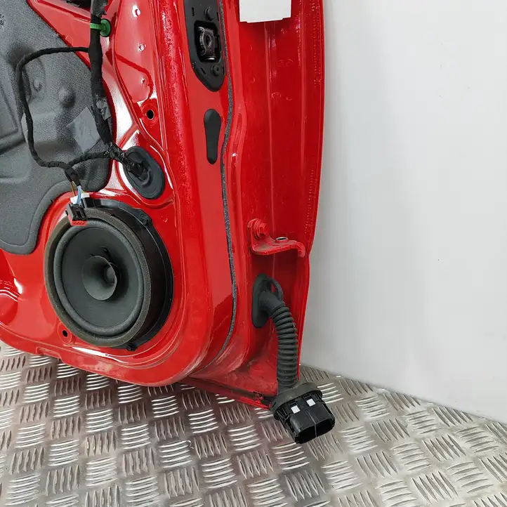 Ford Focus (2015 - 2019) PBM51A24631BF Задняя дверь — фото 9