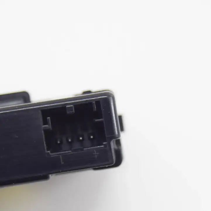 Skoda Kamiq (2019 - ) 3G5035954A USB разъем — фото 7