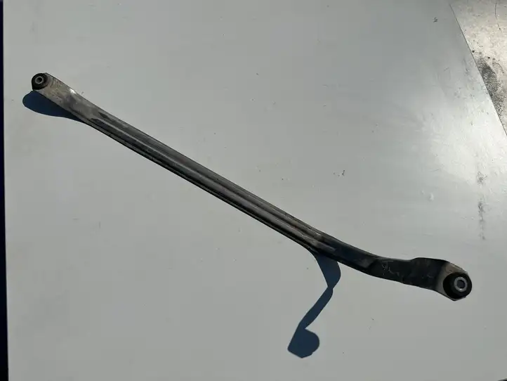 BMW 3 E92 E93 (2005 - 2014) 7195169 Кронштейн топливного бака — фото 1
