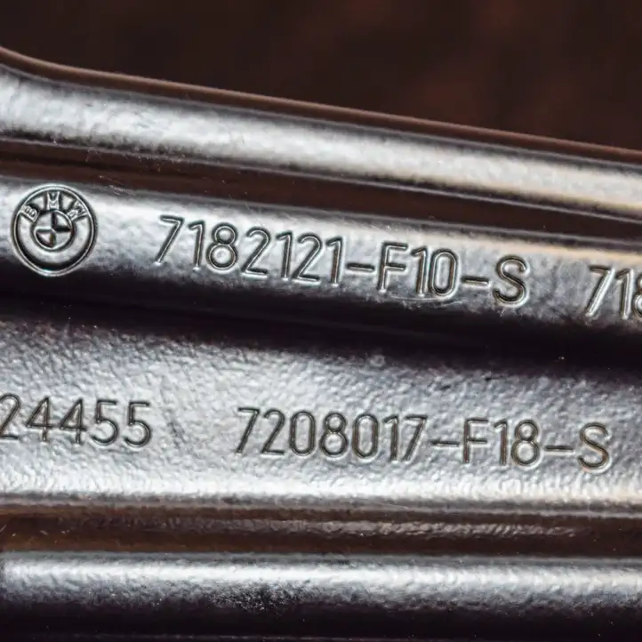 BMW 5 F10 F11 (2009 - 2016) 71821217208017 Стеклоподъемник передней двери (комплект) — фото 3