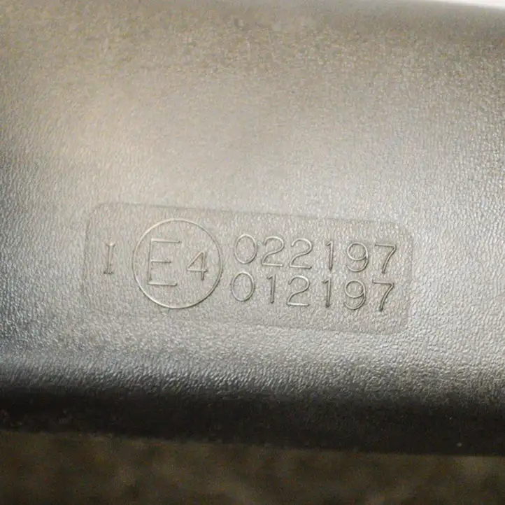 Toyota Prius (NHW20) (2003 - 2009) E4022197E4012197 Салонное зеркало заднего вида — фото 3