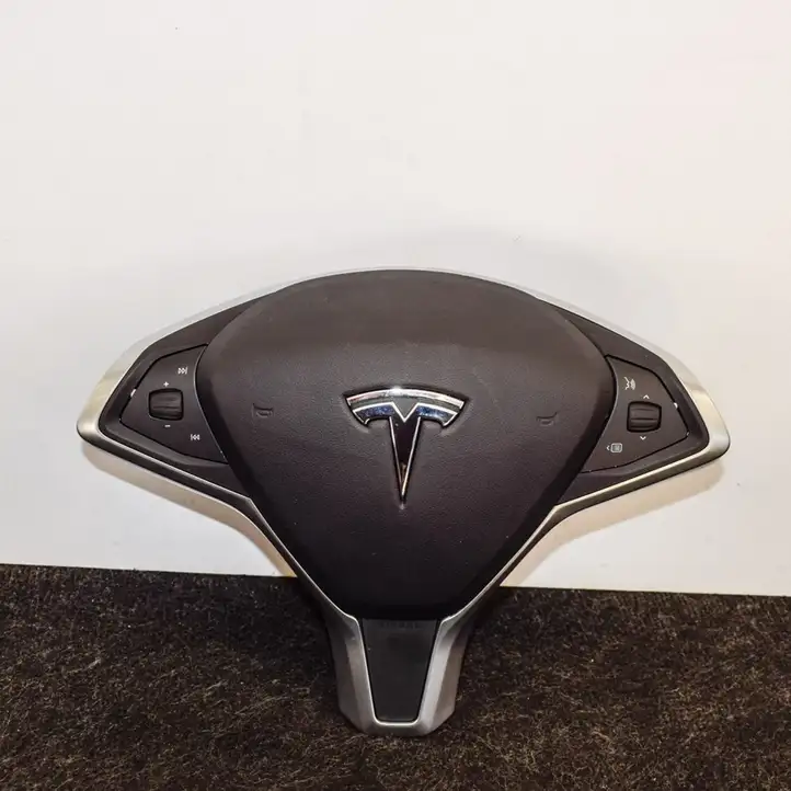 Tesla Model S (2012 - 2016) Подушка безопасности руля — фото 1