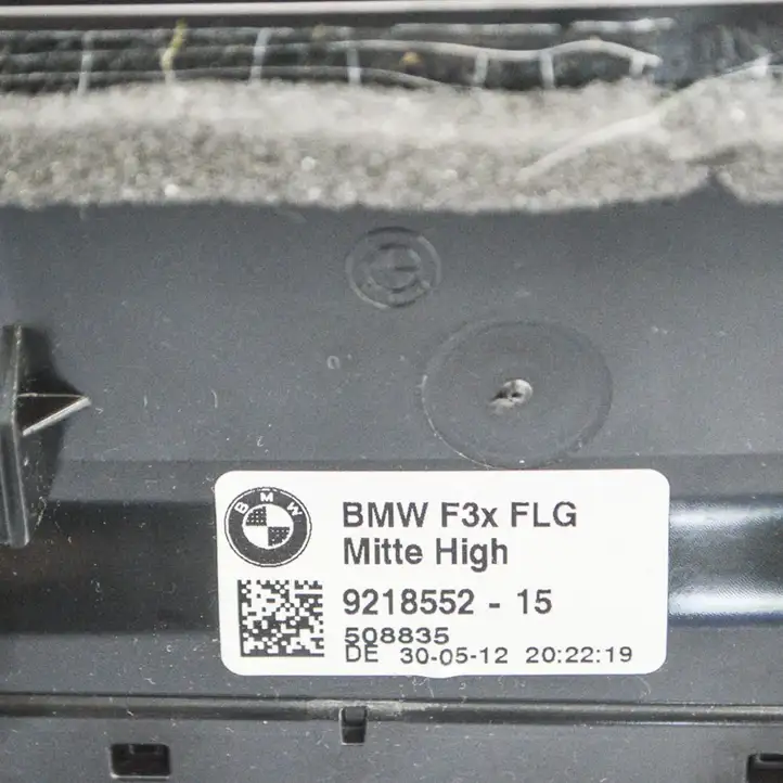 BMW 3 F30 F35 F31 (2012 - 2018) 92314589218552 Воздушная решетка панели — фото 5
