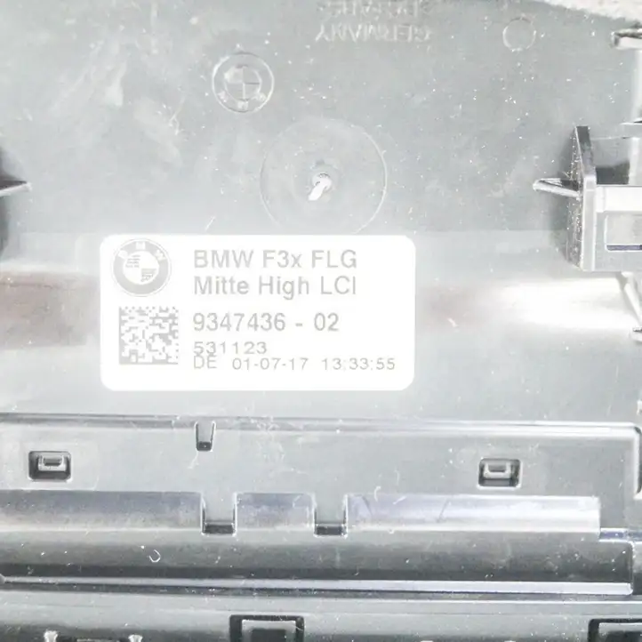 BMW 4 F32 F33 (2013 - 2017) 93474368057625 Воздушная решетка панели — фото 4