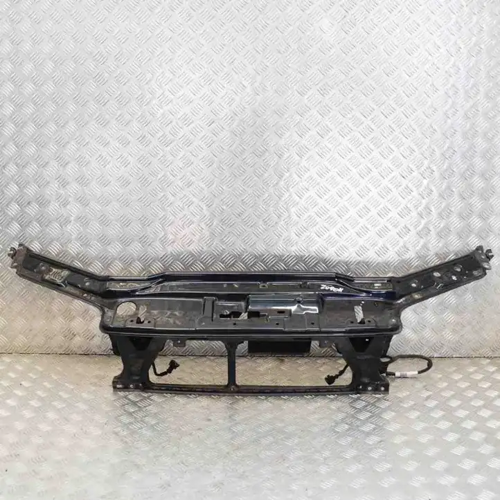Volvo V70 (2004 - 2007) Верхняя панель радиатора — фото 1