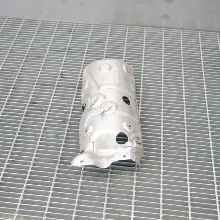 Ford Focus (2015 - 2019) F1F19N454AA Другая часть кузова — фото 3