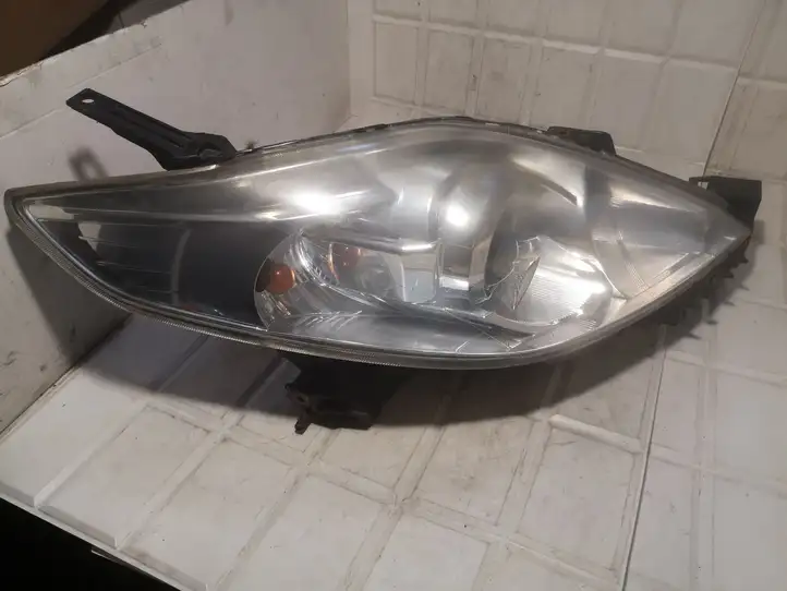 Mazda 5 (2005 - 2010) C23551030 Передняя фара — фото 1