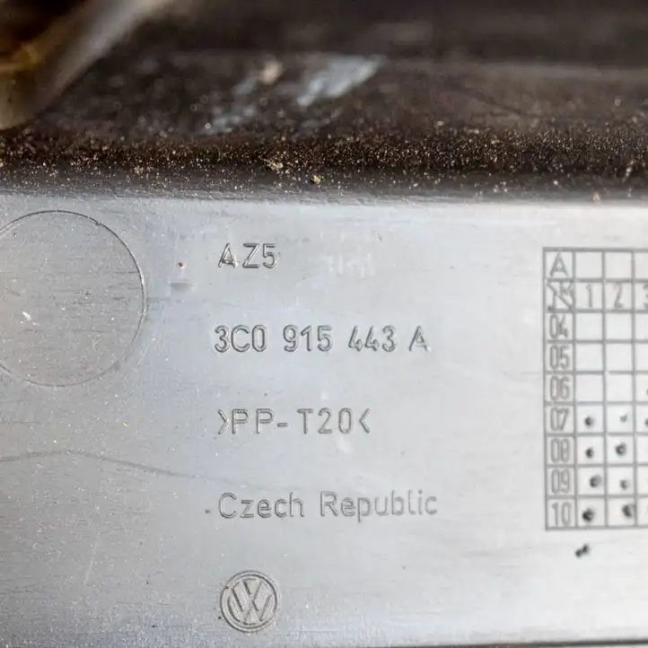 Volkswagen PASSAT B7 (2011 - 2014) 3C0915443A Другая часть кузова — фото 3