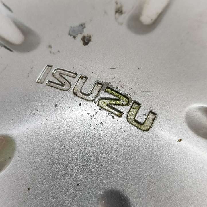 Isuzu D-Max (2008 - 2012)  8981073183 Колпак (колпаки колес) R 20