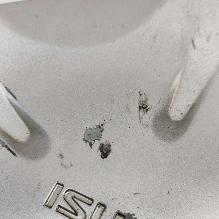 Isuzu D-Max (2008 - 2012)  8981073183 Колпак (колпаки колес) R 20