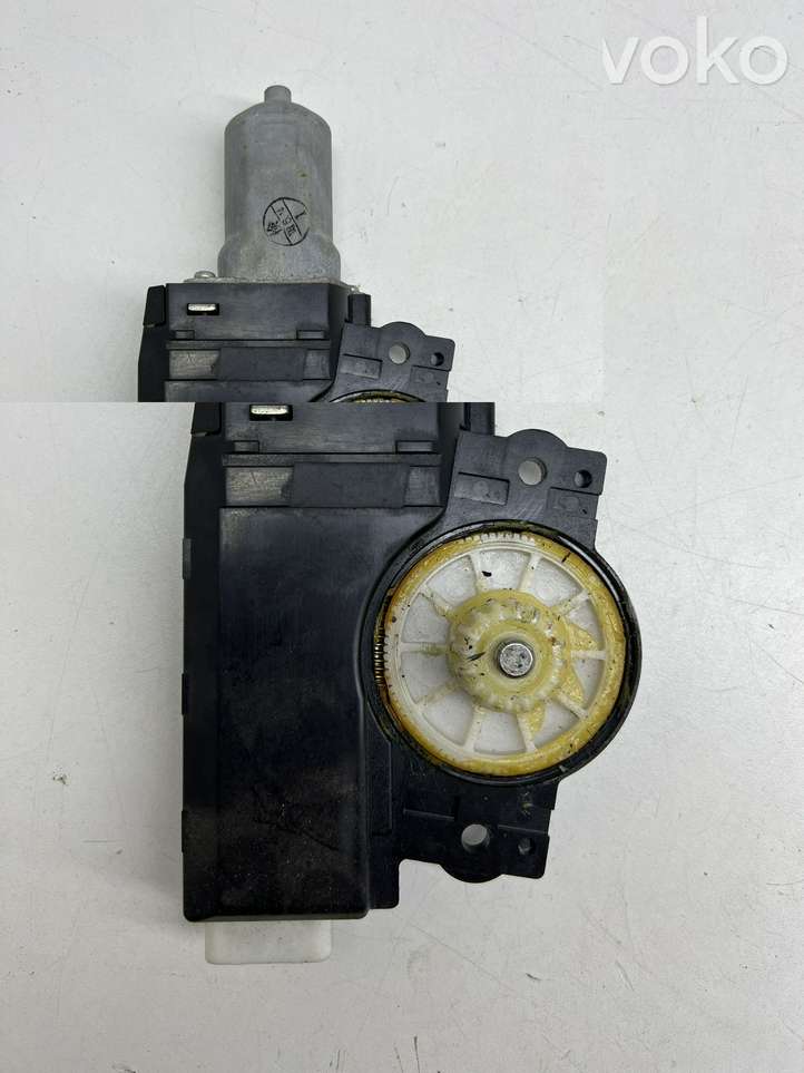 Lexus GS 300 350 430 450h (2004 - 2007)  6326030170 Двигатель привода люка-крыши
