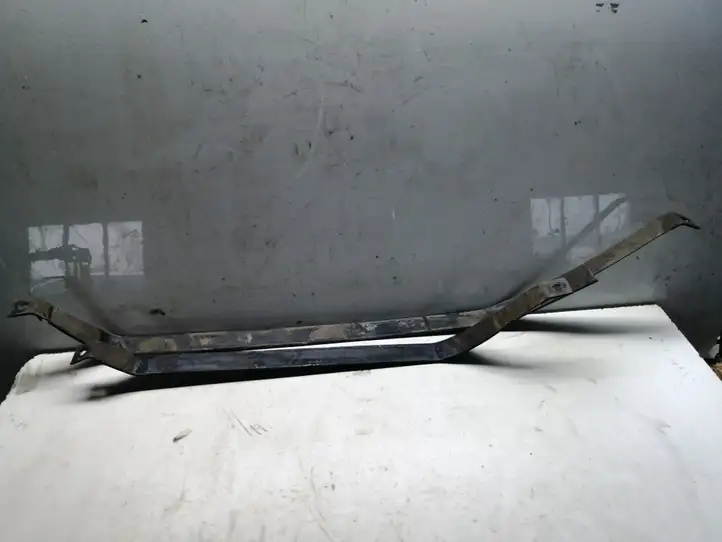 Toyota Corolla Verso AR10 (2004 - 2009) Кронштейн топливного бака — фото 1