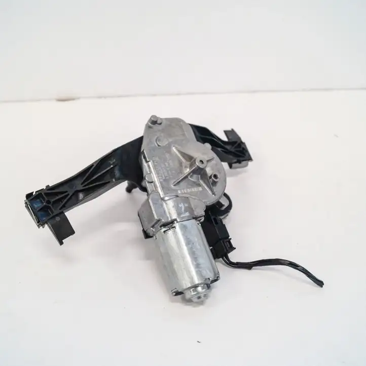 Opel Corsa E (2014 - 2019) 390450120390205011 Двигатель стеклоочистителя заднего стекла — фото 1