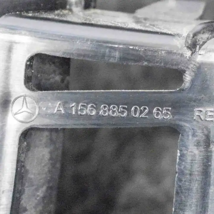 Mercedes-Benz GLA W156 (2017 - 2020) A1568850265 Кронштейн заднего бампера — фото 3