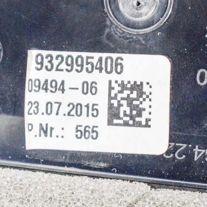 BMW 7 G11 G12 (2015 - 2022) 9329954 Воздушная решетка панели — фото 4