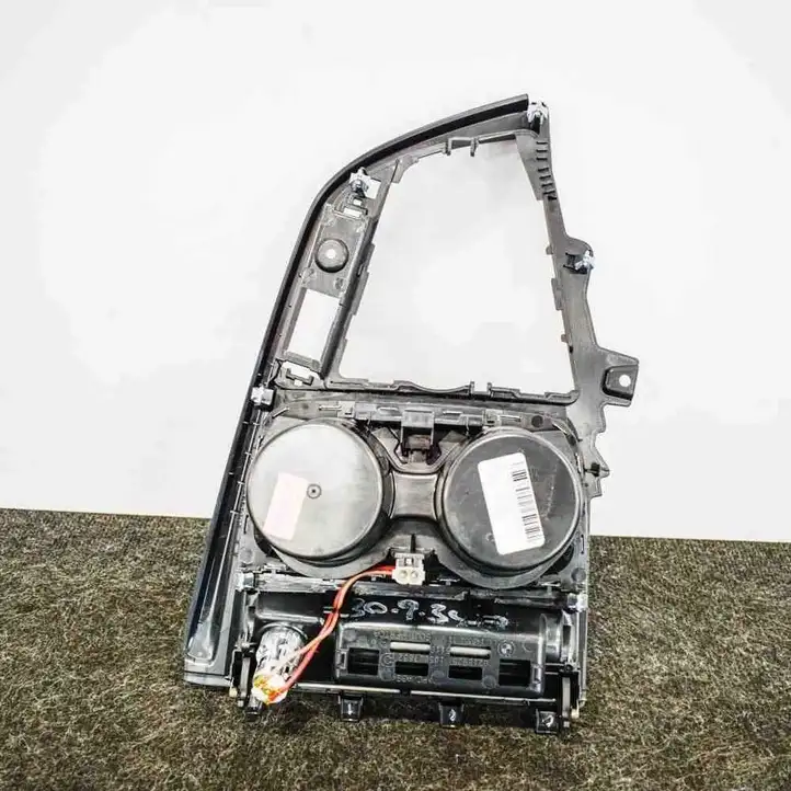 BMW 3 F30 F35 F31 (2012 - 2018) 9218925 Передний подстаканник — фото 2