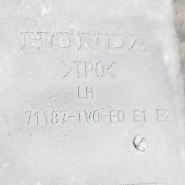 Honda Civic IX (2011 - 2017) 71187TV0E0 Другая часть кузова — фото 3