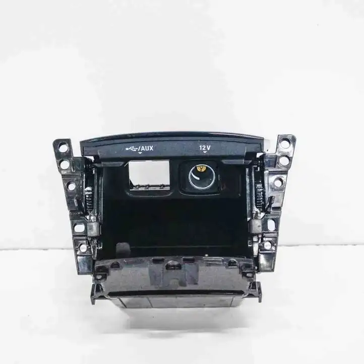 Opel Mokka X (2016 - 2019) 4259906242547476 Передняя пепельница — фото 1
