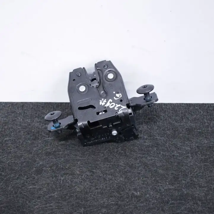 Opel Zafira C (2014 - 2016) 13509599 Замок крышки багажника — фото 2