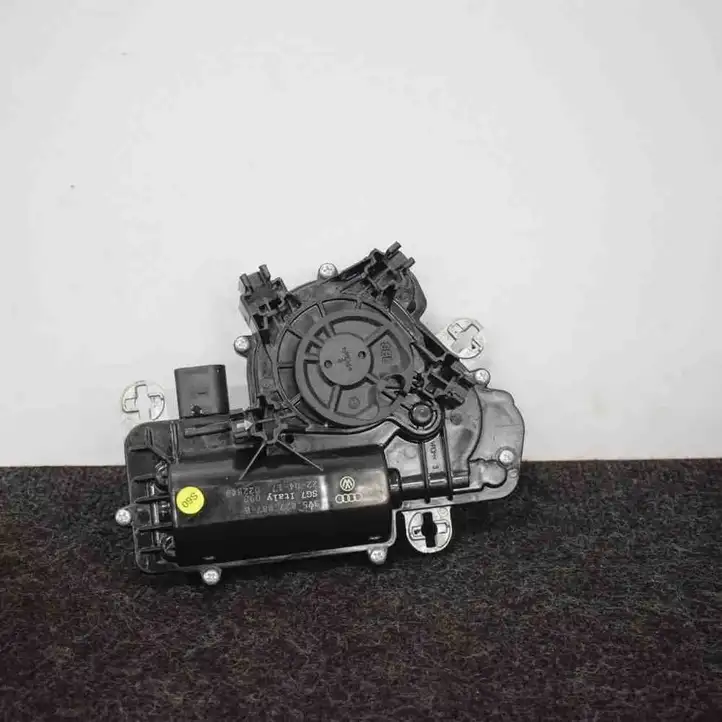 Audi A4 S4 B9 (2015 - 2019) 3V5827887B Доводчик крышки багажника — фото 3