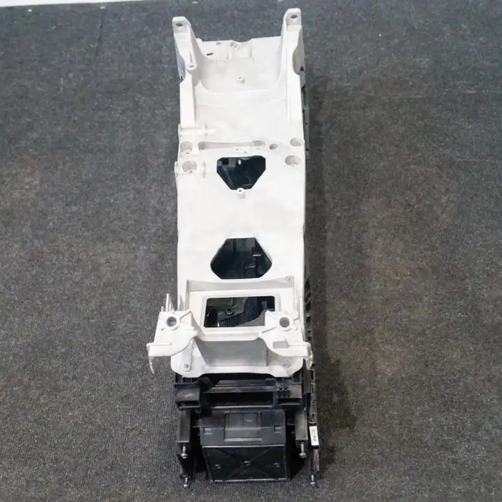 Volvo XC90 (2014 - 2019) 3138961331467487 Центральная консоль — фото 1