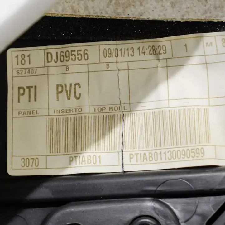 Ford Kuga II (2013 - 2019) CV44S27455A Обшивка задней двери — фото 3