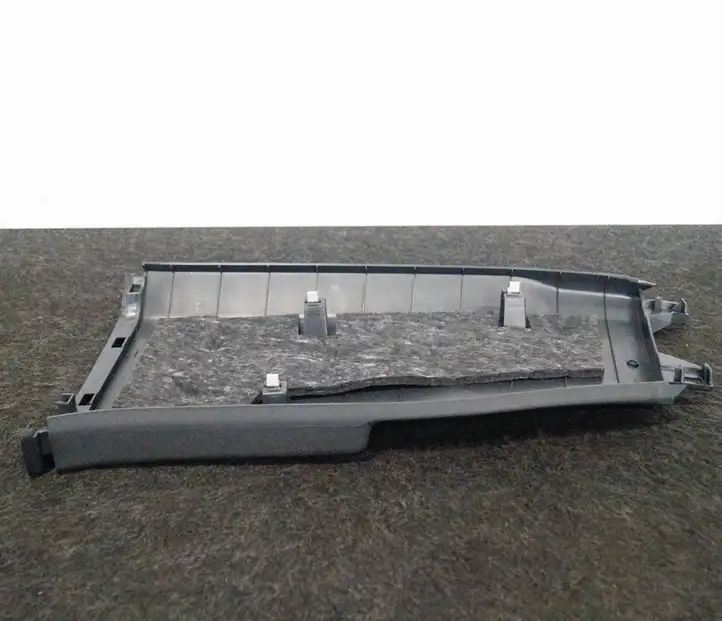 Volkswagen PASSAT B8 (2015 - ) 3G0867292B Верхняя обшивка стойки B — фото 2