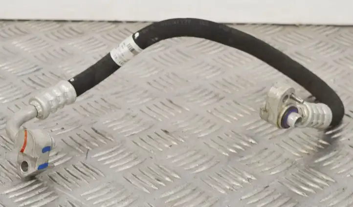 BMW 1 F20 F21 (2011 - 2019) 9337131 Трубки и шланги кондиционера — фото 8