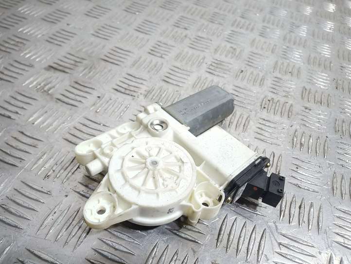 Toyota Corolla E120 E130 (2004 - 2007)  991668104 Механизм подъема окон задней двери