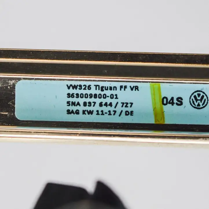 Volkswagen Tiguan (2016 - 2020) Другая часть кузова — фото 6