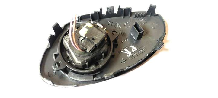 Citroen Xsara Picasso (1999 - 2012)  9647094777 Громкоговоритель в панели