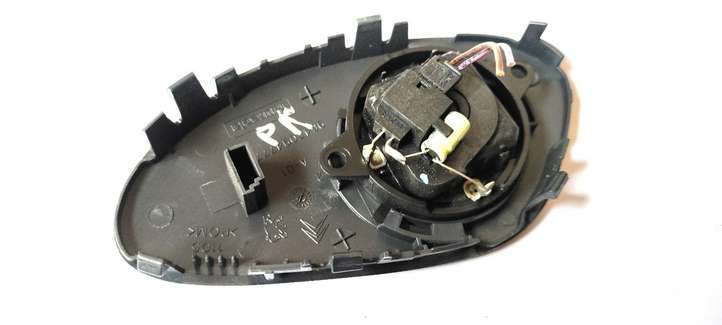 Citroen Xsara Picasso (1999 - 2012)  9647094777 Громкоговоритель в панели