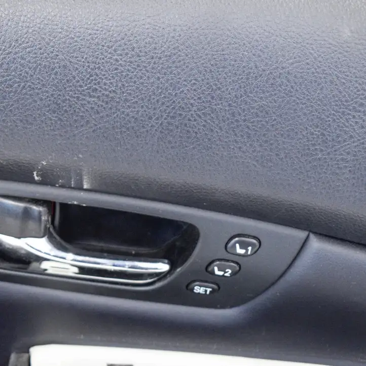 Lexus RX 330 - 350 - 400H (2006 - 2009) 1B02220013 Обшивка передней двери — фото 8