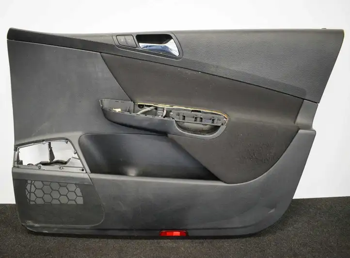 Volkswagen PASSAT B6 (2005 - 2010) 3C2867012 Обшивка передней двери — фото 1