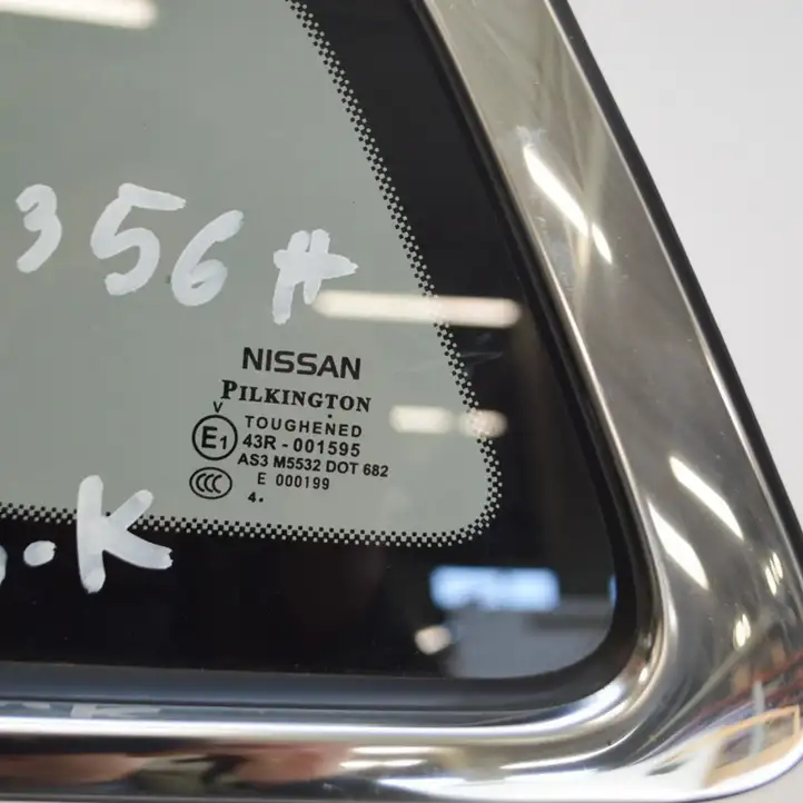 Nissan Qashqai (2013 - 2017) 43R001595AS3 Заднее боковое стекло — фото 5