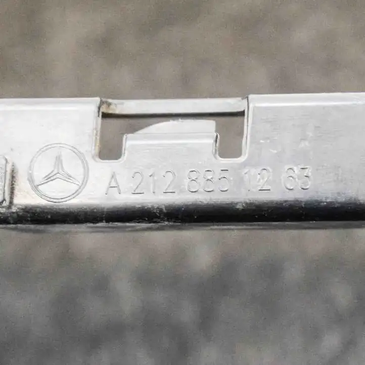 Mercedes-Benz E W212 (2009 - 2016) A2128851263 Кронштейн заднего бампера — фото 6